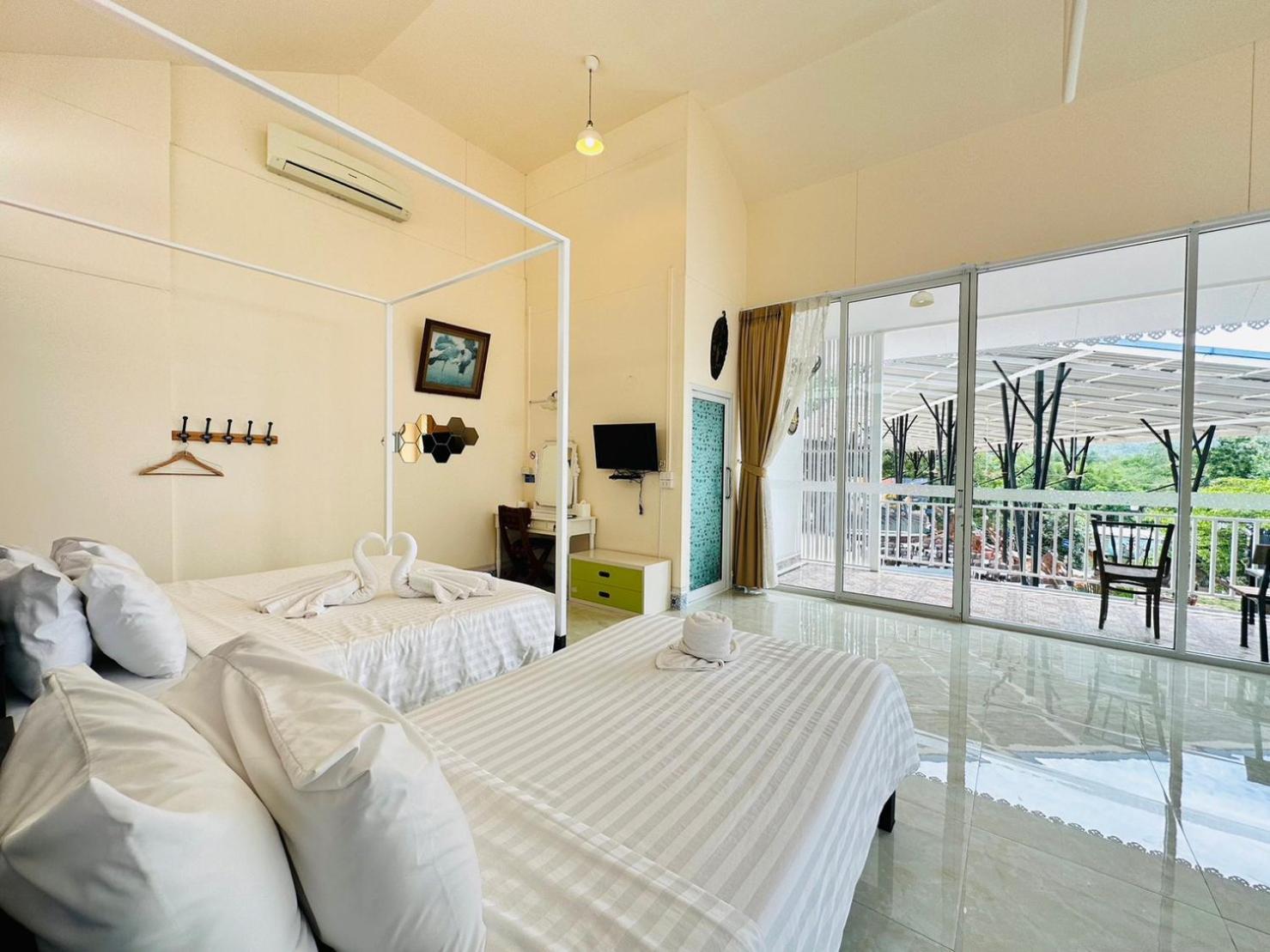 Yoko River Kwai Resort Ban Huai Maenam Noi Exteriör bild