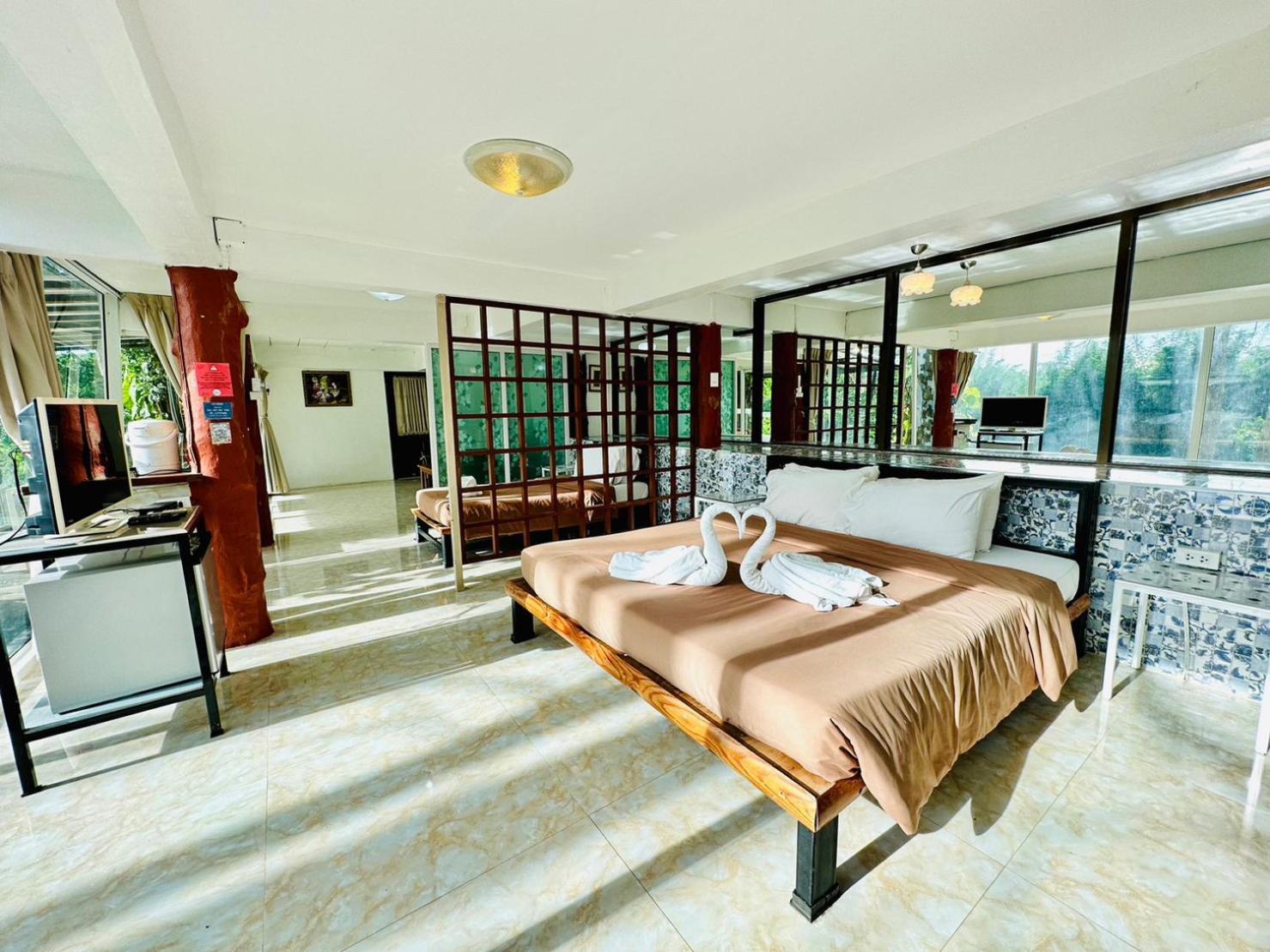 Yoko River Kwai Resort Ban Huai Maenam Noi Exteriör bild